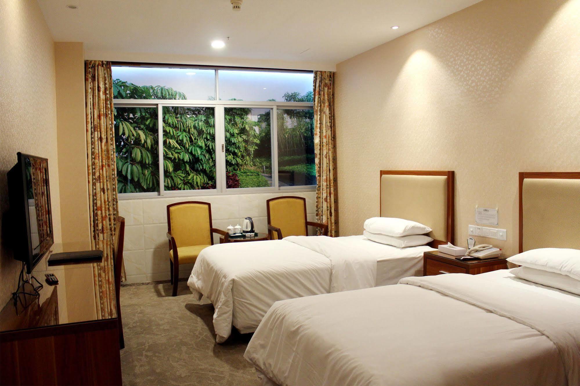 Shenzhen Luohu Railway Station Hotel - West Building Экстерьер фото